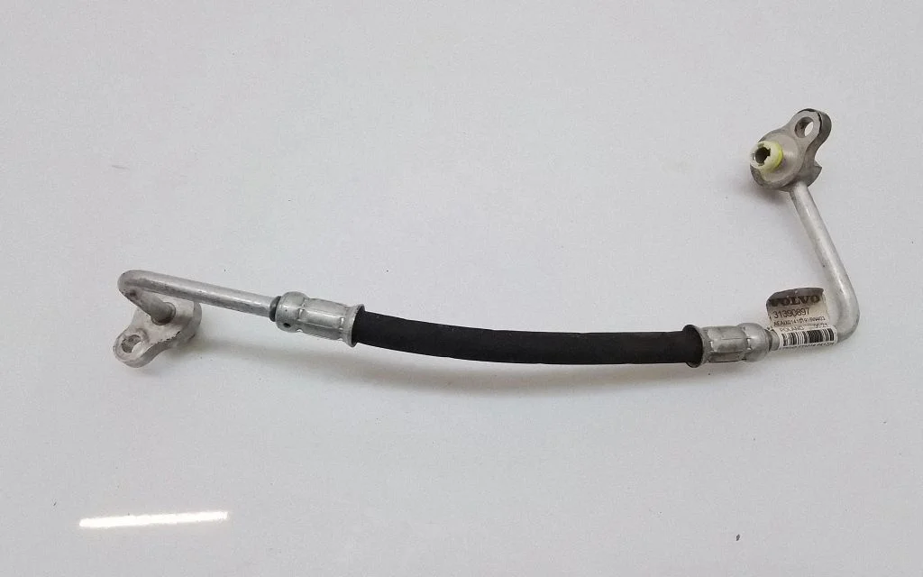 Air conditioning (A/C) pipe/hose 31390897