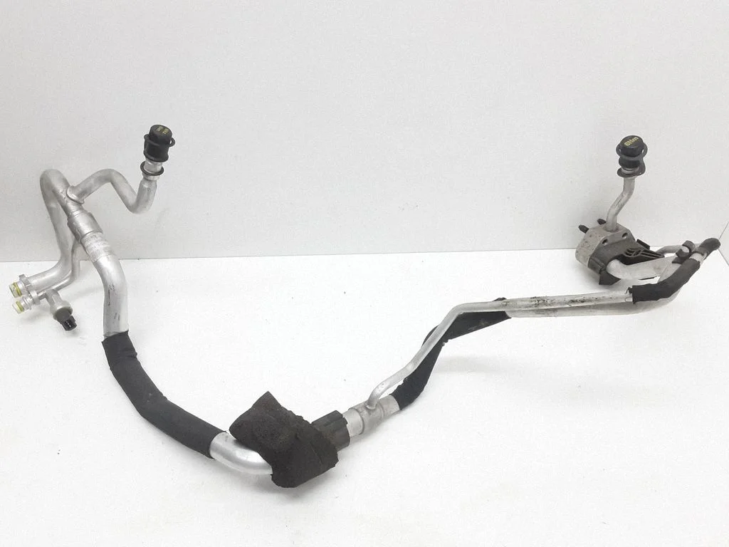 Air conditioning (A/C) pipe/hose 9G9N19E881AC