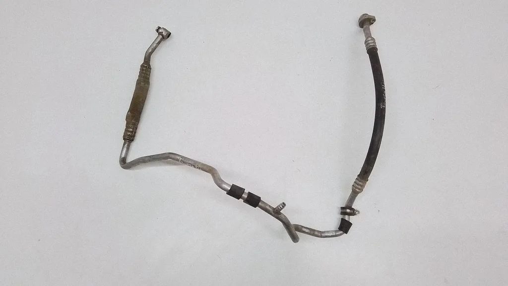 Kliimaseadme toru / voolik – Volkswagen Touran II (2010-2016)