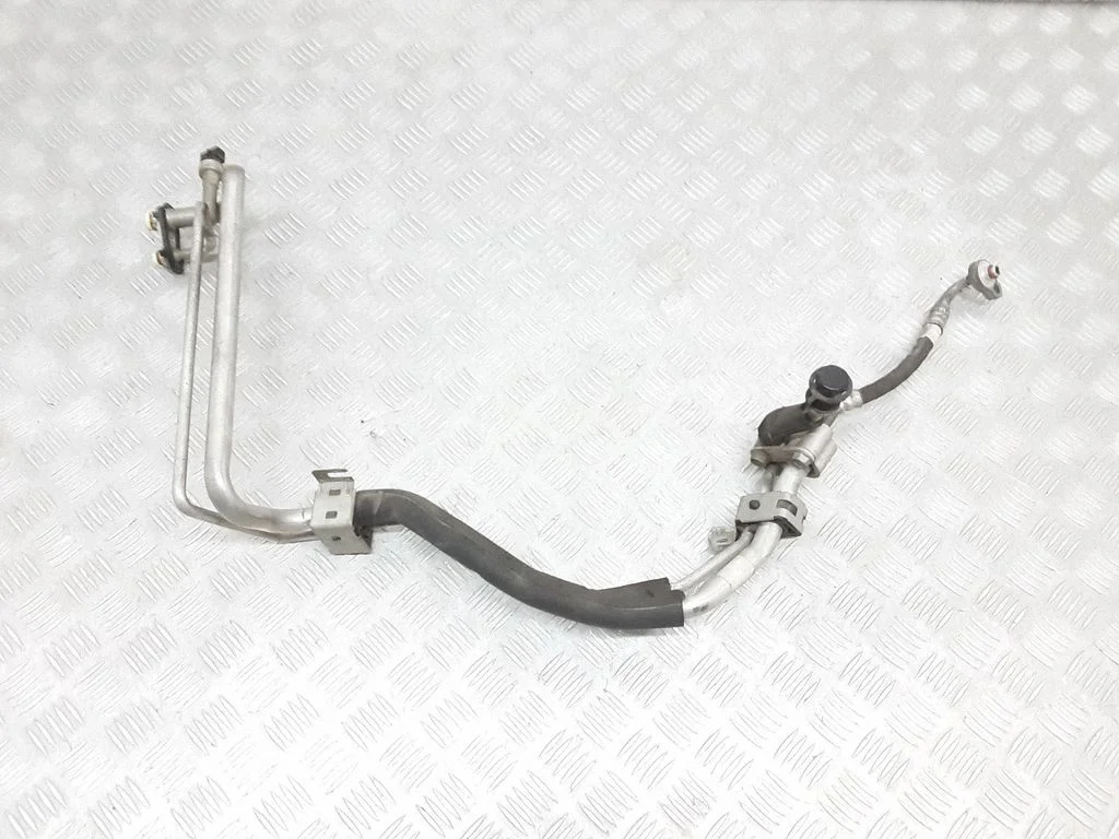 Air conditioning (A/C) pipe/hose – Volvo V40 (2012-2019)