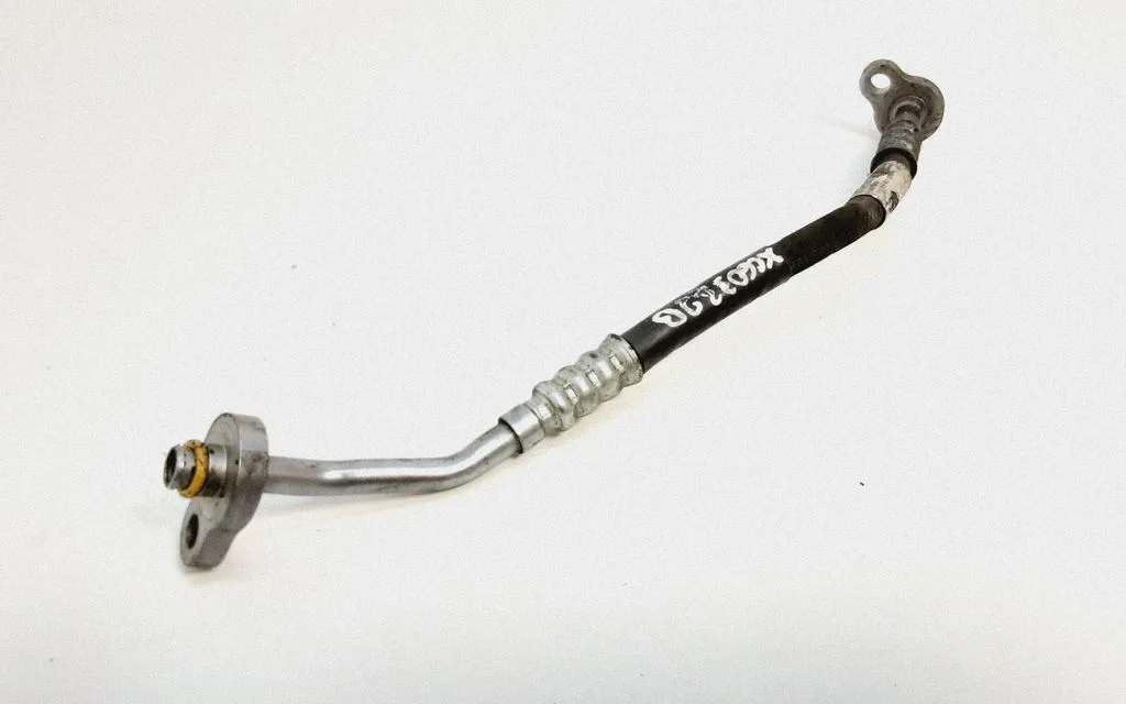 Air conditioning (A/C) pipe/hose 31332156