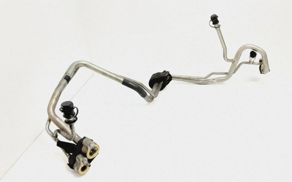 Air conditioning (A/C) pipe/hose 30780774