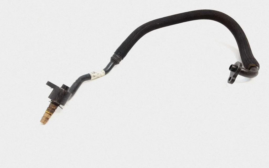 Air conditioning (A/C) pipe/hose