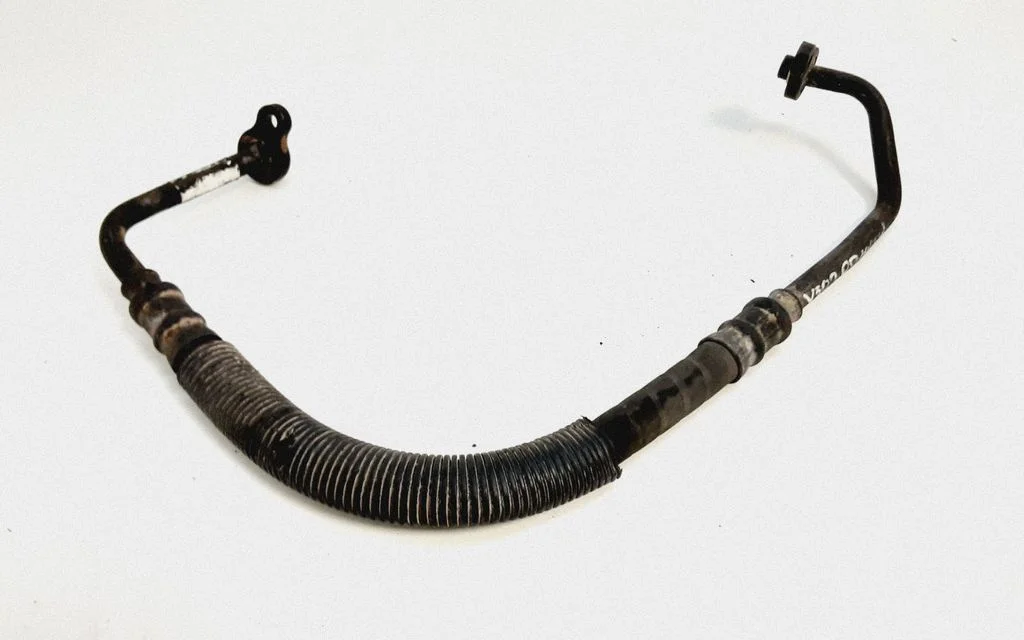 Air conditioning (A/C) pipe/hose