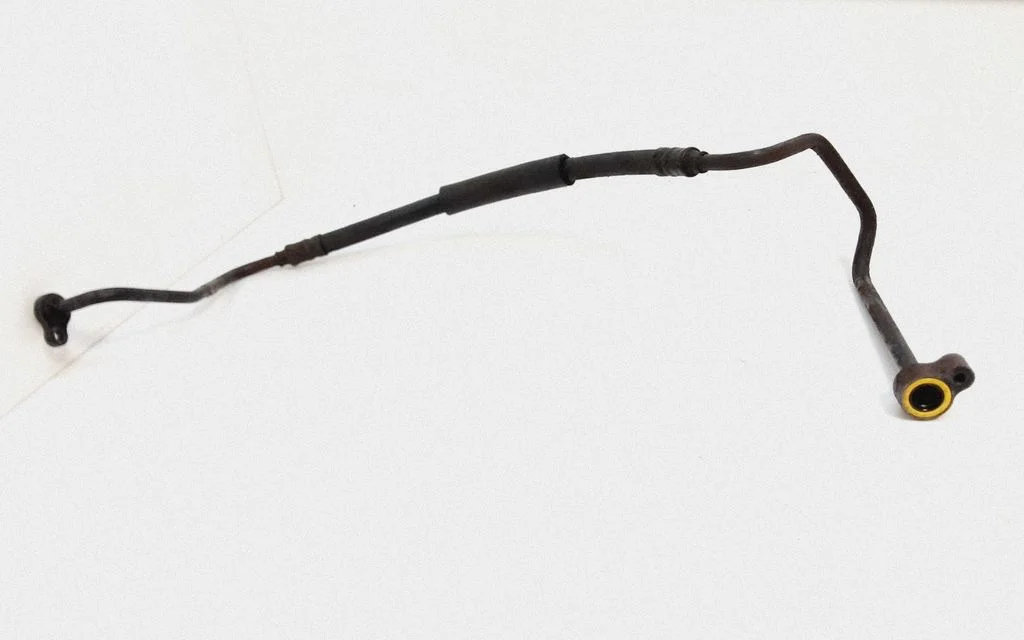 Air conditioning (A/C) pipe/hose