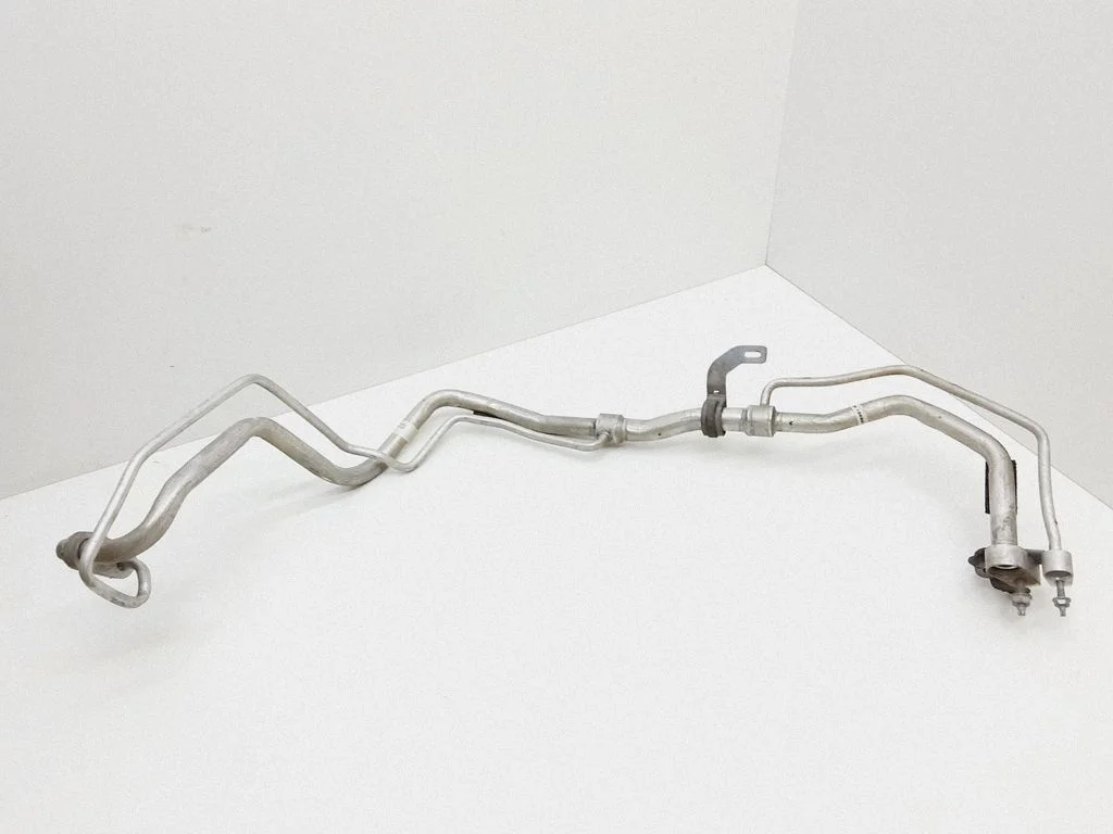Air conditioning (A/C) pipe/hose DG9H19E881