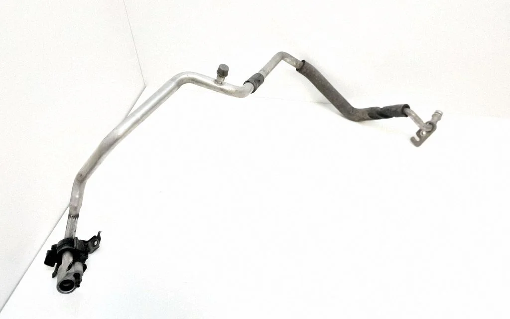 Kliimaseadme toru / voolik – Toyota RAV 4 (XA30) (2006-2016)
