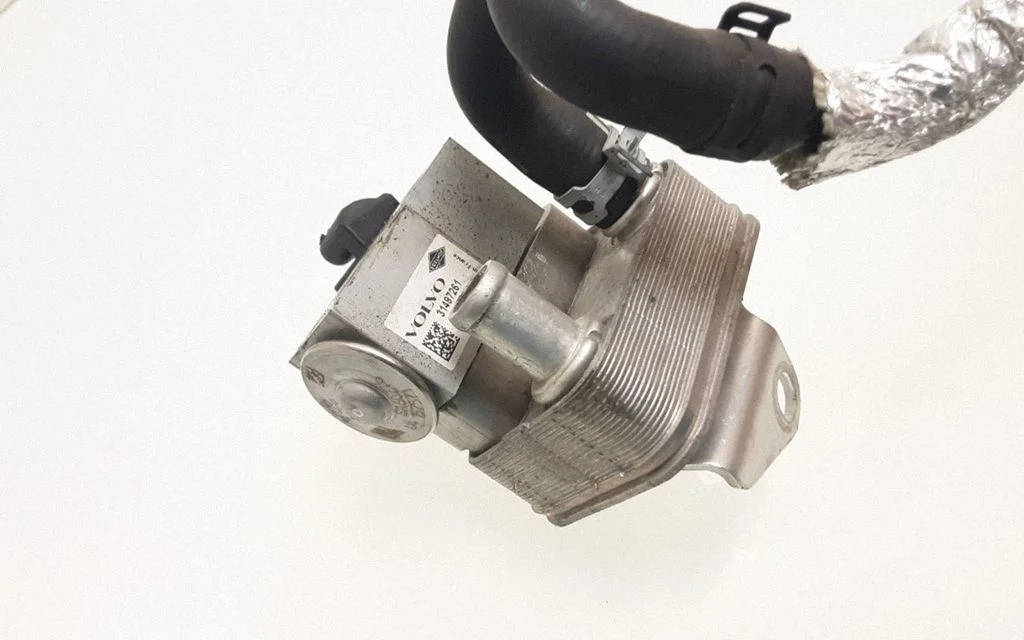 Air conditioning (A/C) pipe/hose