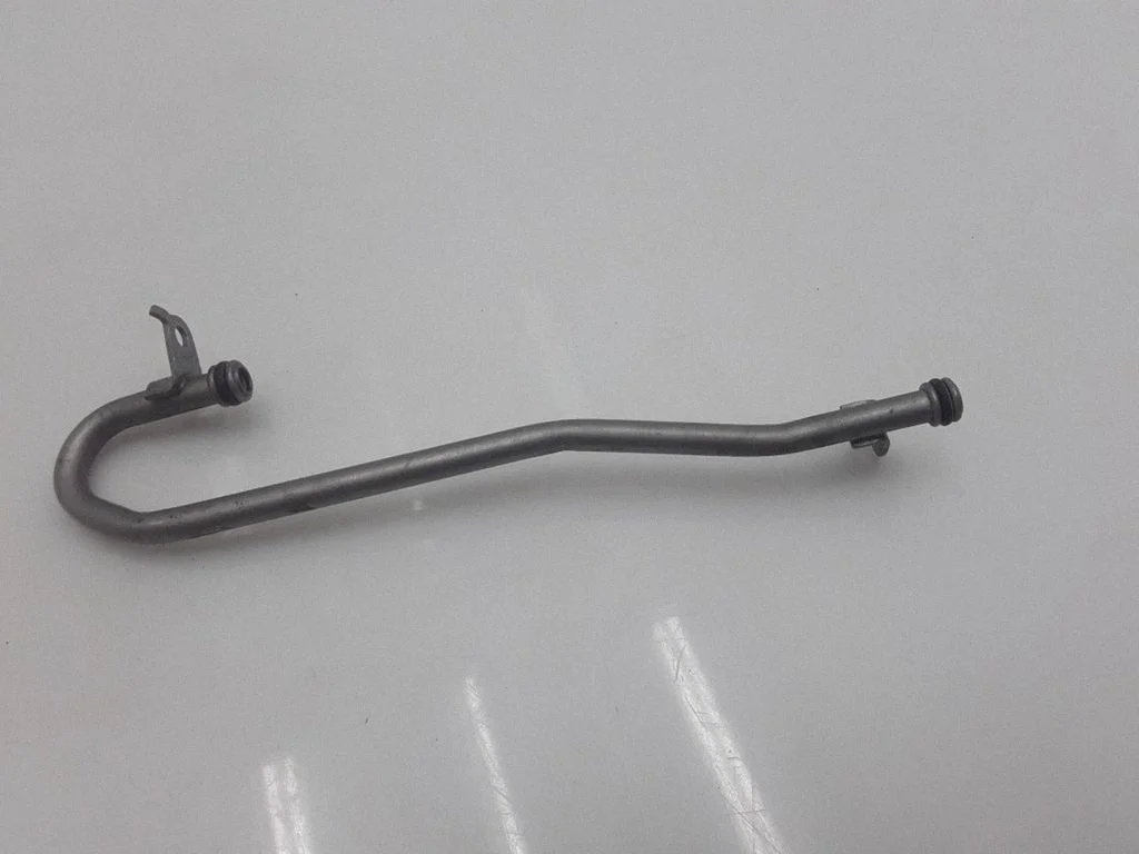 Air conditioning (A/C) pipe/hose
