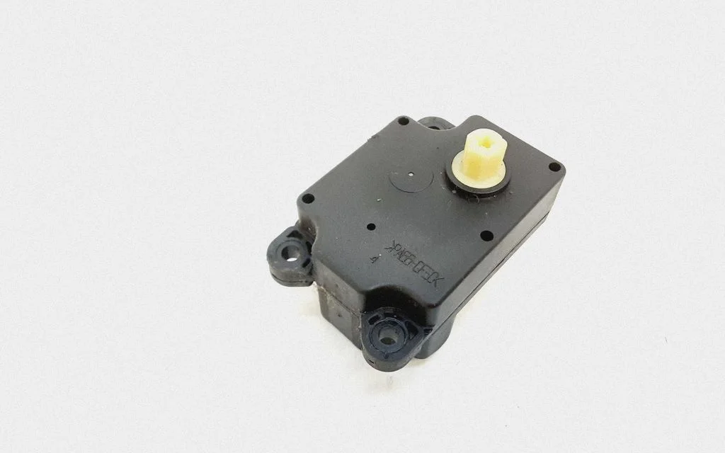 Air flap motor/actuator 6G9N19E616BA