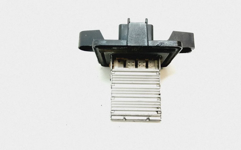 Heater blower motor/fan resistor – Chrysler Town & Country V (2008-2016)