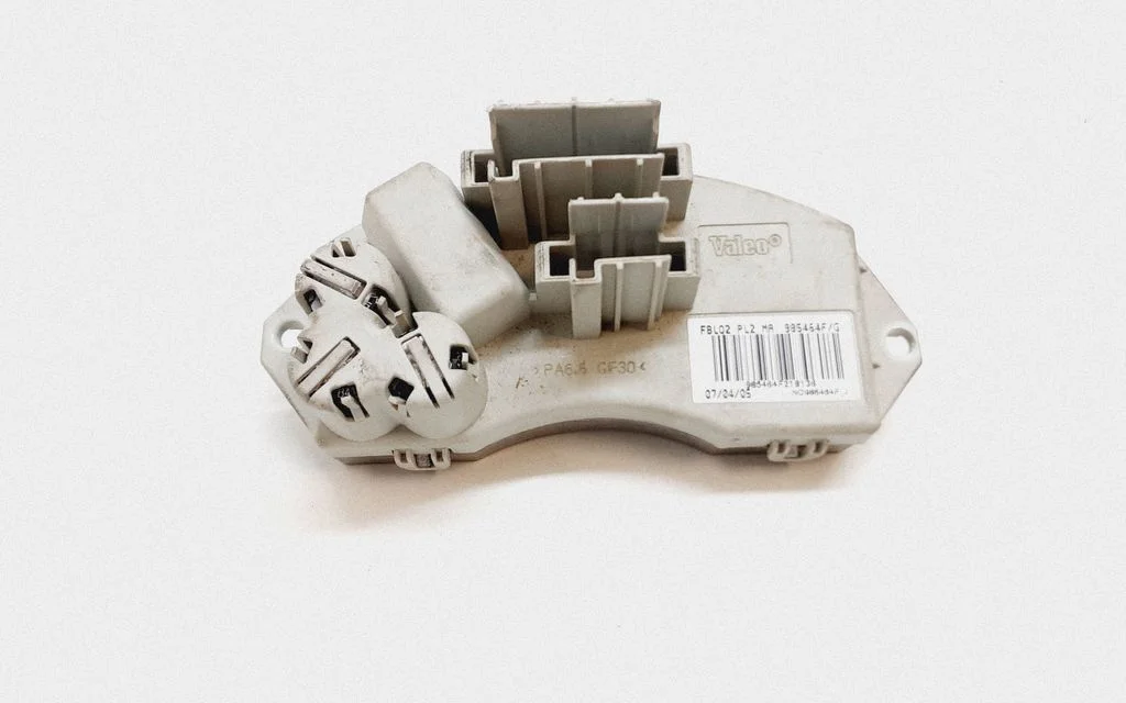 Heater blower motor/fan resistor 985464F