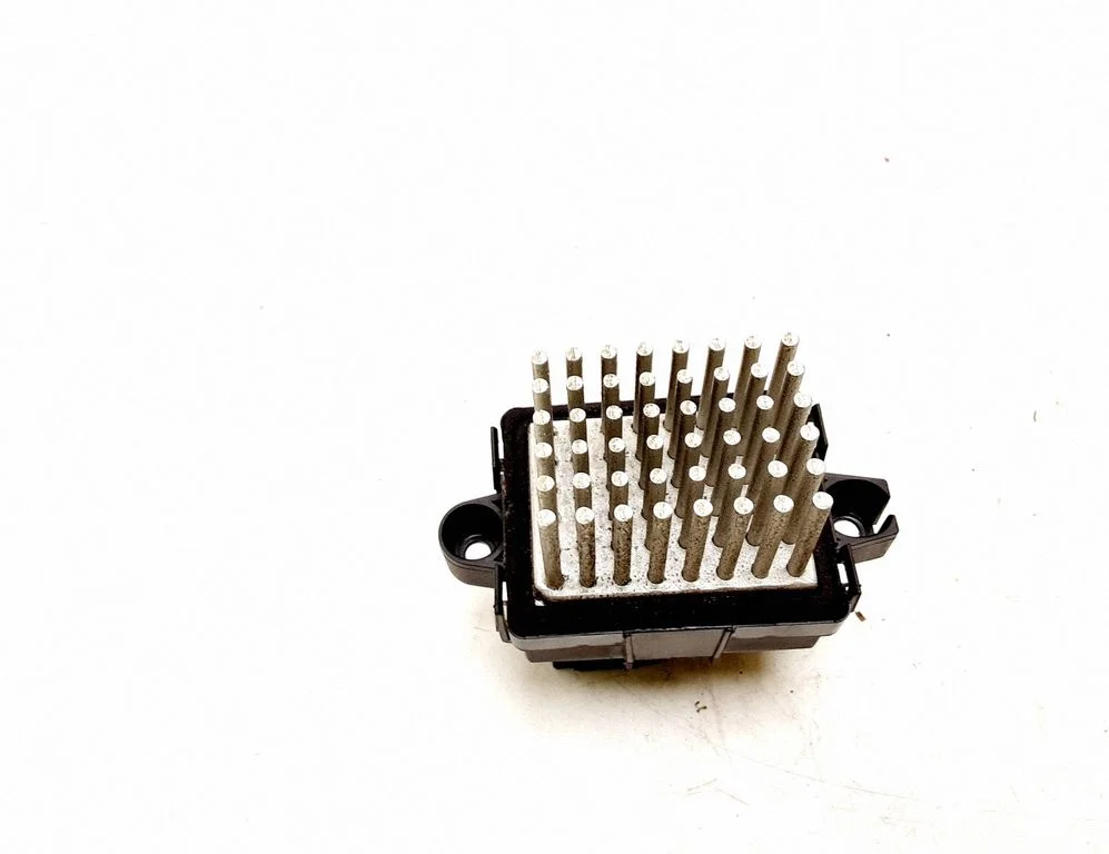 Heater blower motor/fan resistor – Chrysler Town & Country V (2008-2016)