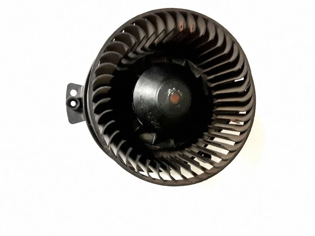 Salongipuhur 8E1820021B