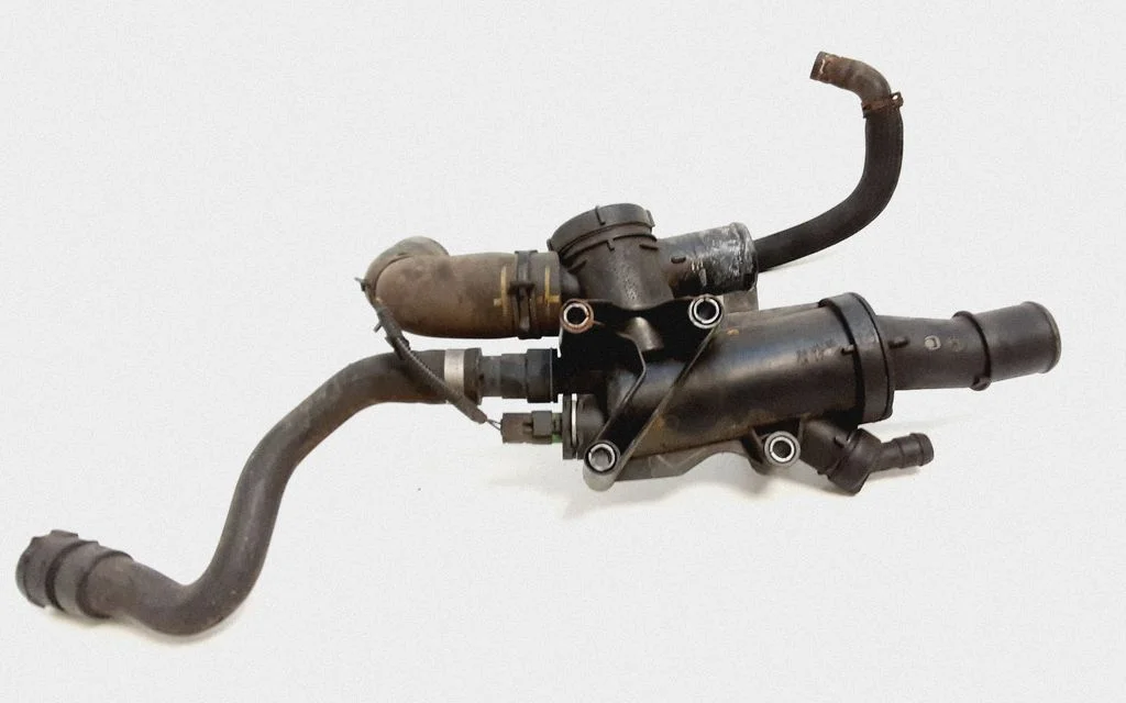 Termostaat / termostaadi korpus – Volvo V50 (2004-2007)