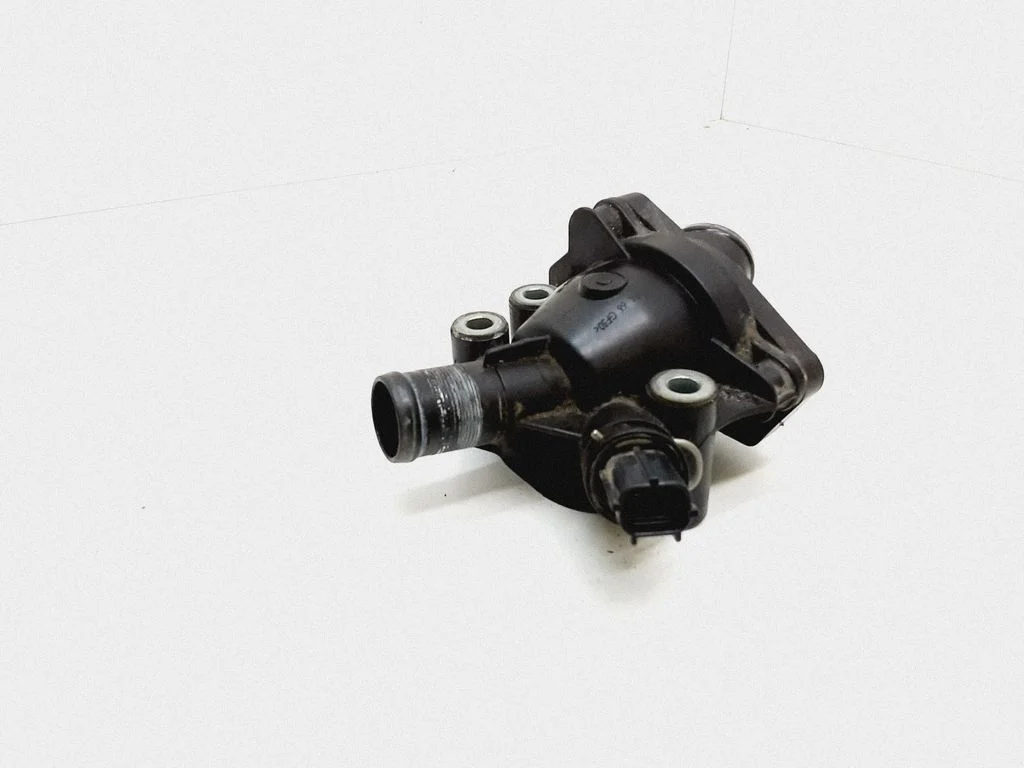 Termostaat / termostaadi korpus – Volvo V50 (2004-2007)