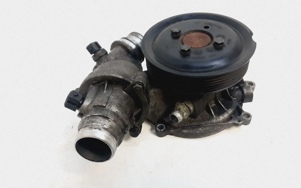 Termostaat / termostaadi korpus – BMW X5 E70 (2006-2013)