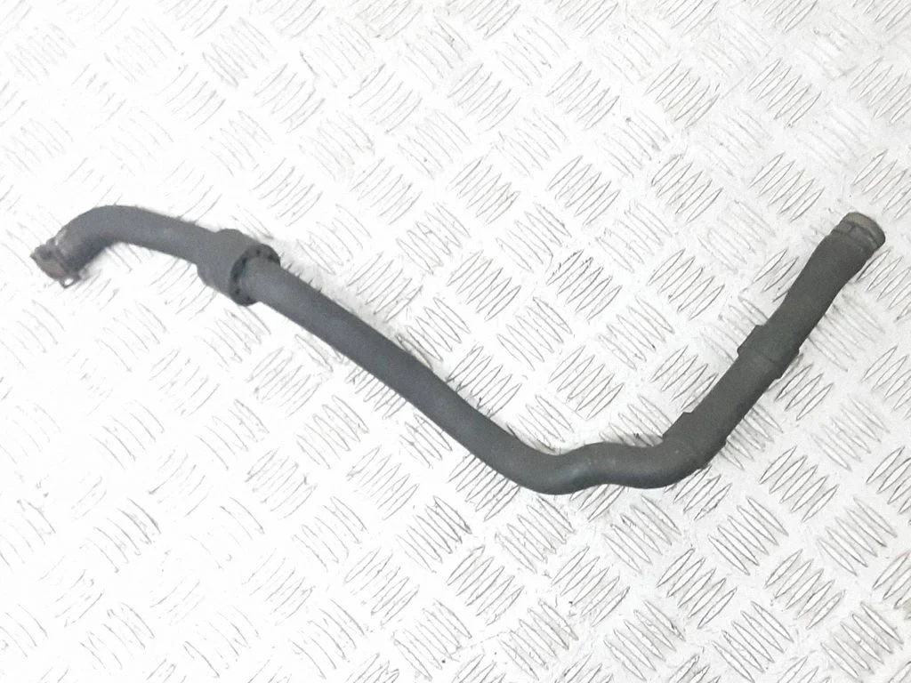 Engine coolant pipe/hose – front