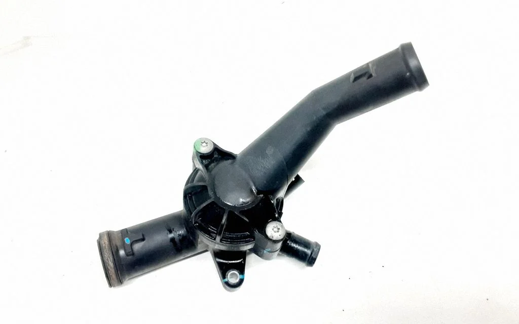 Termostaat / termostaadi korpus – Volkswagen Passat CC (2008-2016)