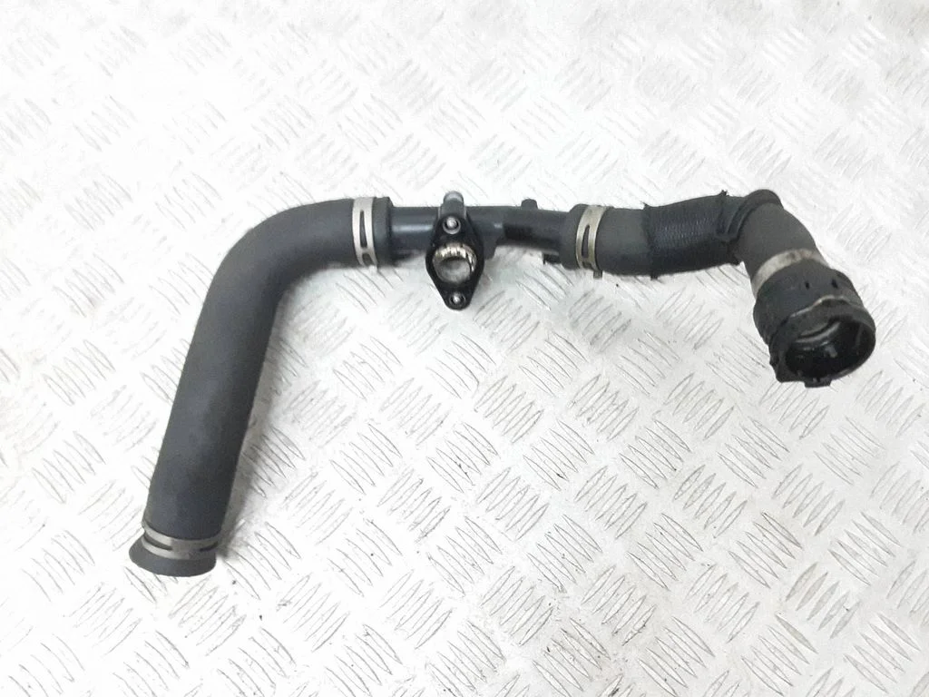 Engine coolant pipe/hose – Peugeot 3008 II (2016-2023)