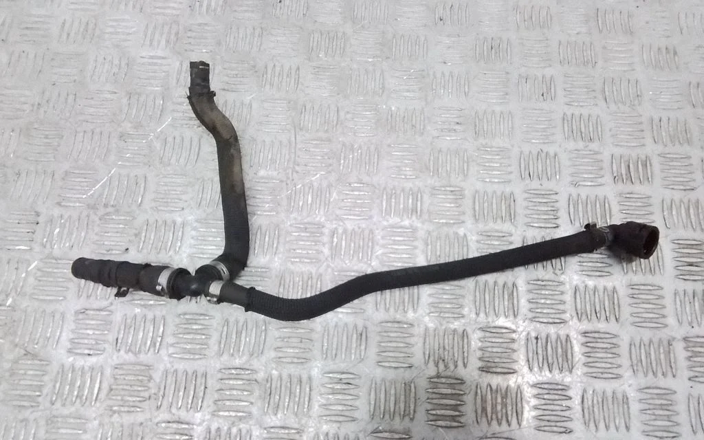Motora dzesēšanas caurule (-es)/šļūtene (-es) 8542070