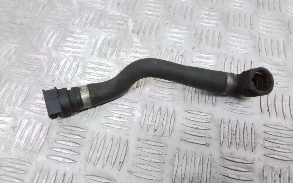 Engine coolant pipe/hose 7575387