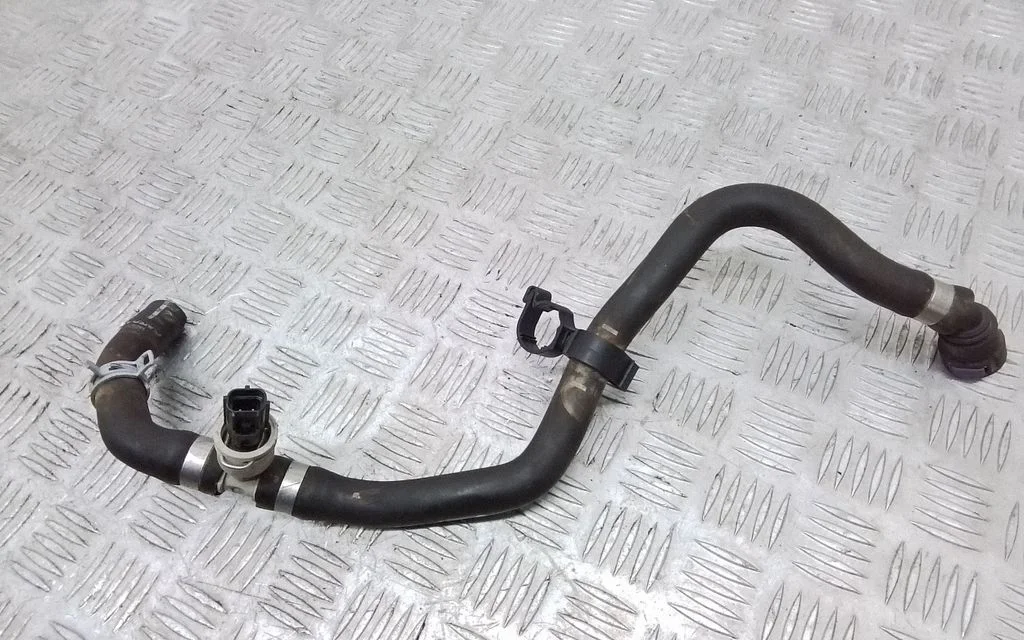 Engine coolant pipe/hose 31439750