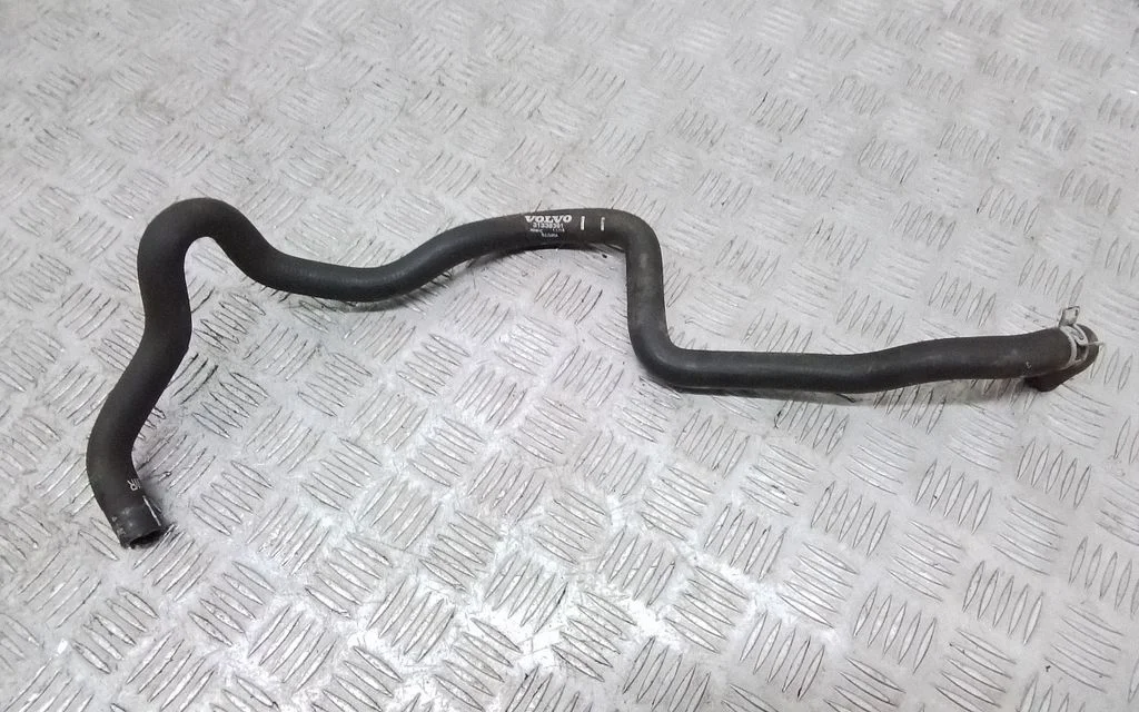Engine coolant pipe/hose 31338391