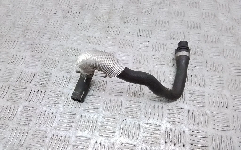 Engine coolant pipe/hose – Volvo XC90 (2014-)