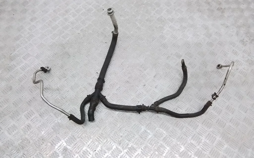 Engine coolant pipe/hose 94810605176
