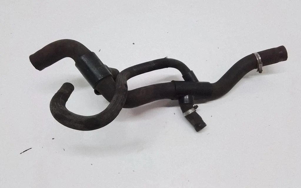 Engine coolant pipe/hose – Volvo S40 (2004-2007)