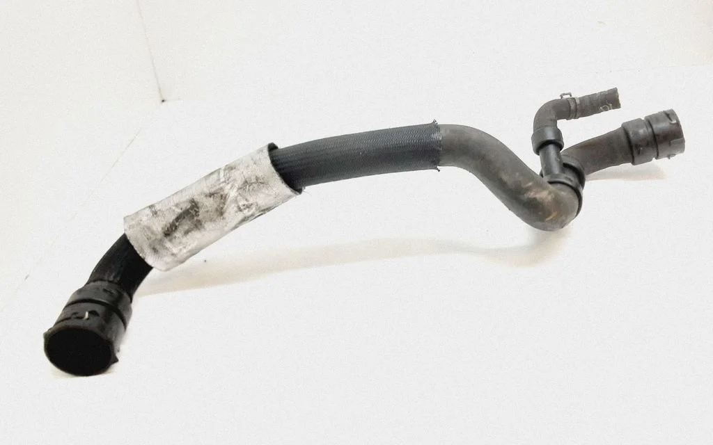 Engine coolant pipe/hose 8G918286DC