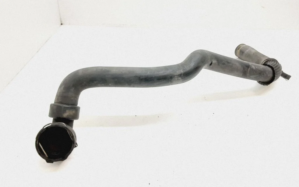 Engine coolant pipe/hose BG918260AB