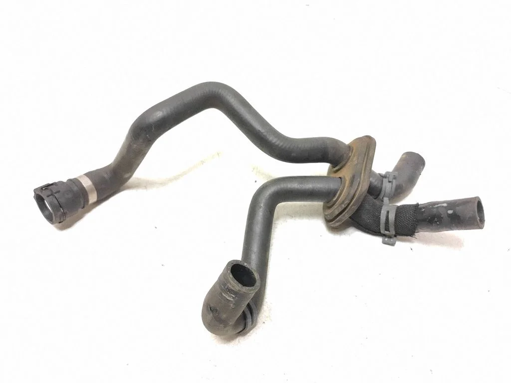 Engine coolant pipe/hose – Audi Q5 SQ5 8R (2008-2017)