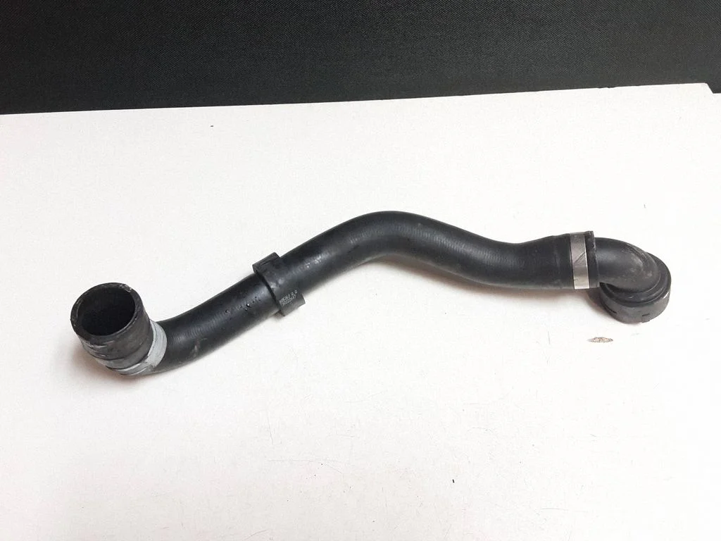 Engine coolant pipe/hose – Volvo S90, V90 (2016-)