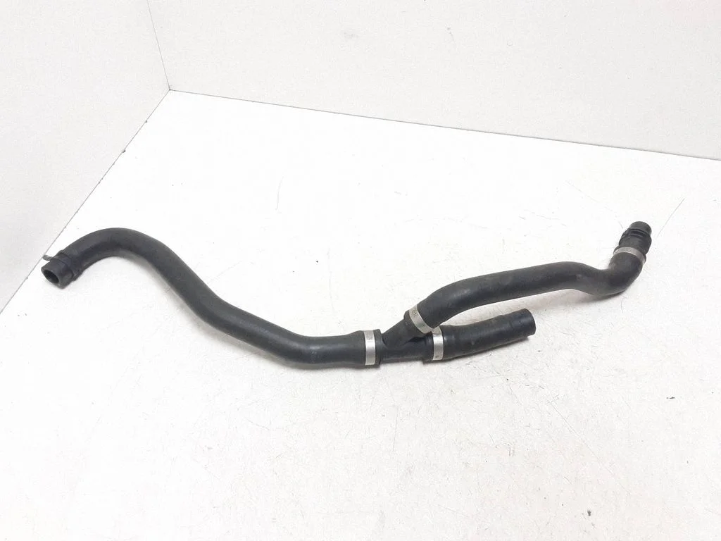 Engine coolant pipe/hose 9168939