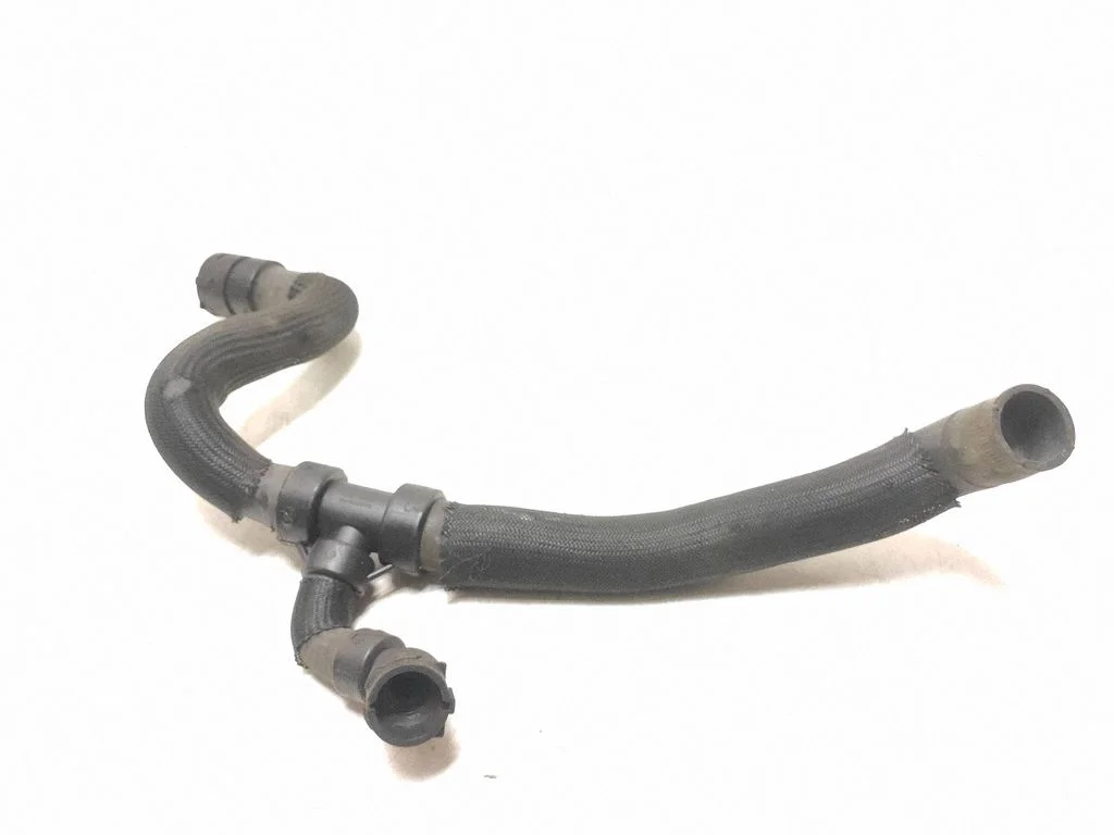 Mootori jahutusvedeliku toru / voolik 31355200