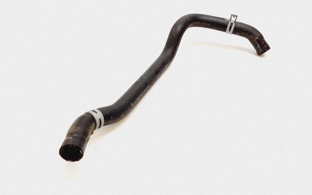 Engine coolant pipe/hose 6E5G8A582AA