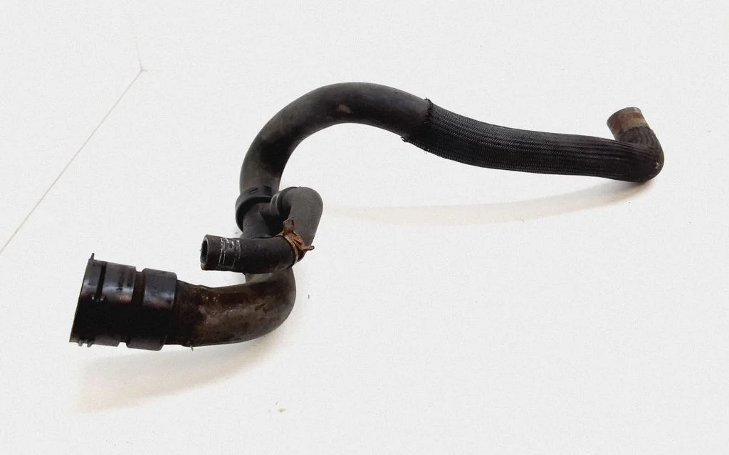 Engine coolant pipe/hose – Volvo XC70 (2008-2013)