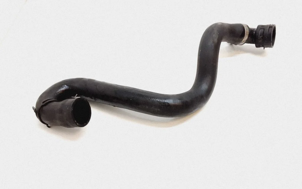 Engine coolant pipe/hose – Audi Q7 4L (2005-2015)
