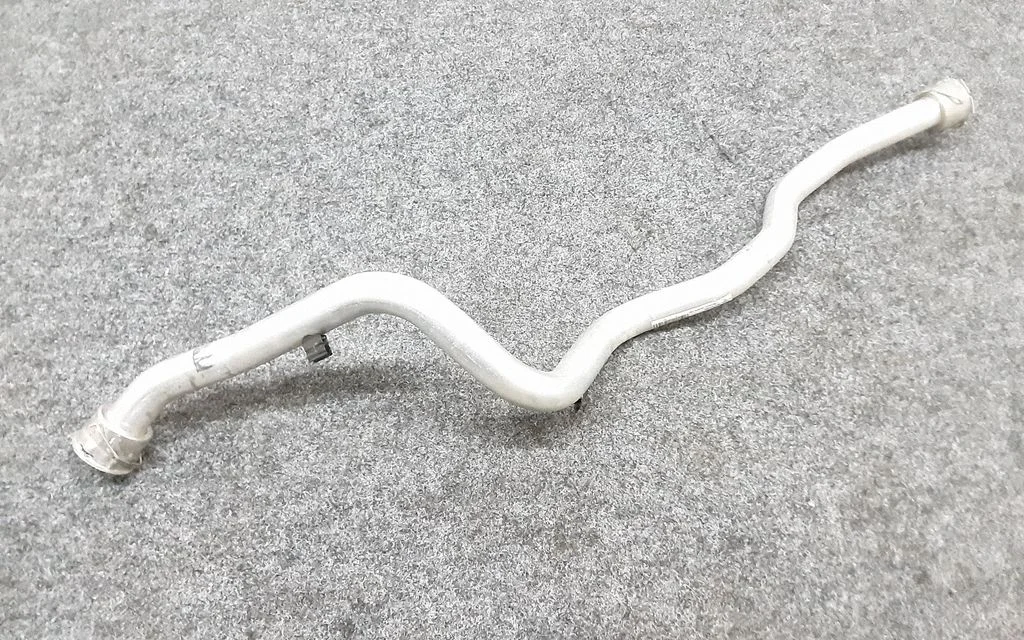 Engine coolant pipe/hose – Porsche 911 991 (2011-2019)