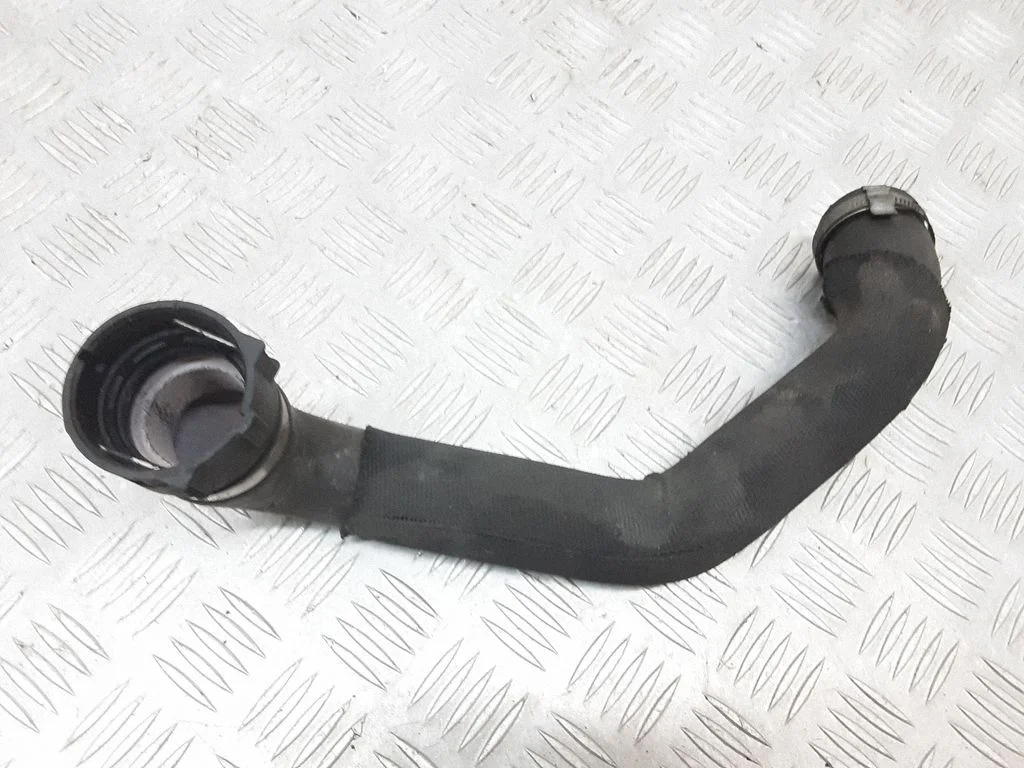Engine coolant pipe/hose 31319445