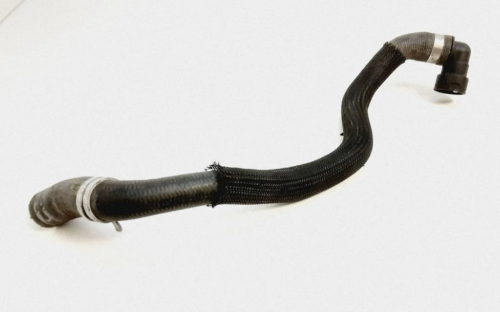 Mootori jahutusvedeliku toru / voolik 6G918274RC