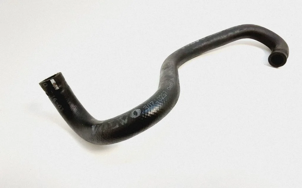 Engine coolant pipe/hose 30740267