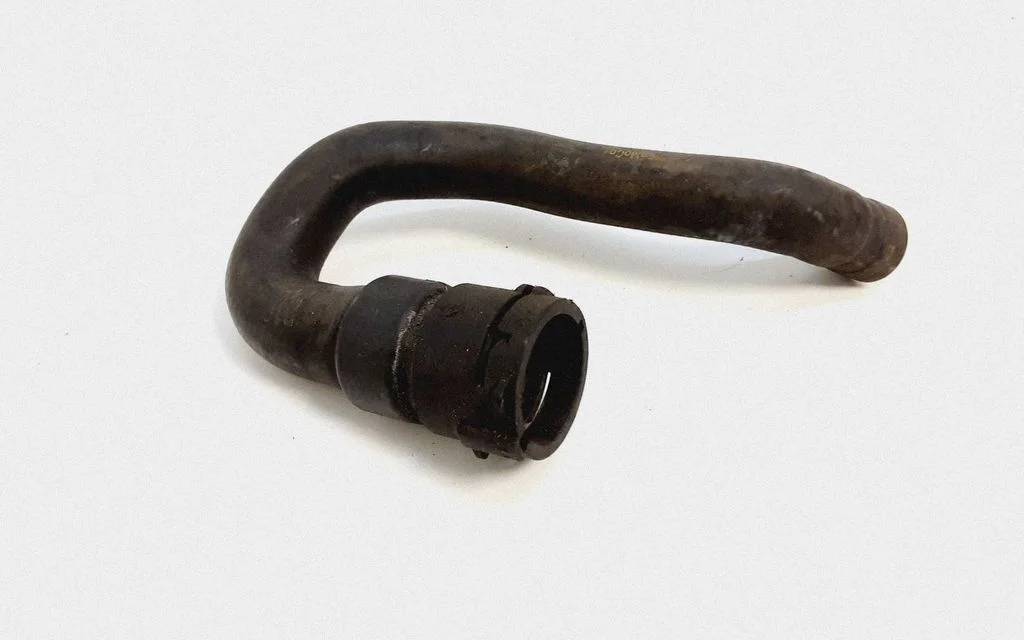 Engine coolant pipe/hose BG918B160GA