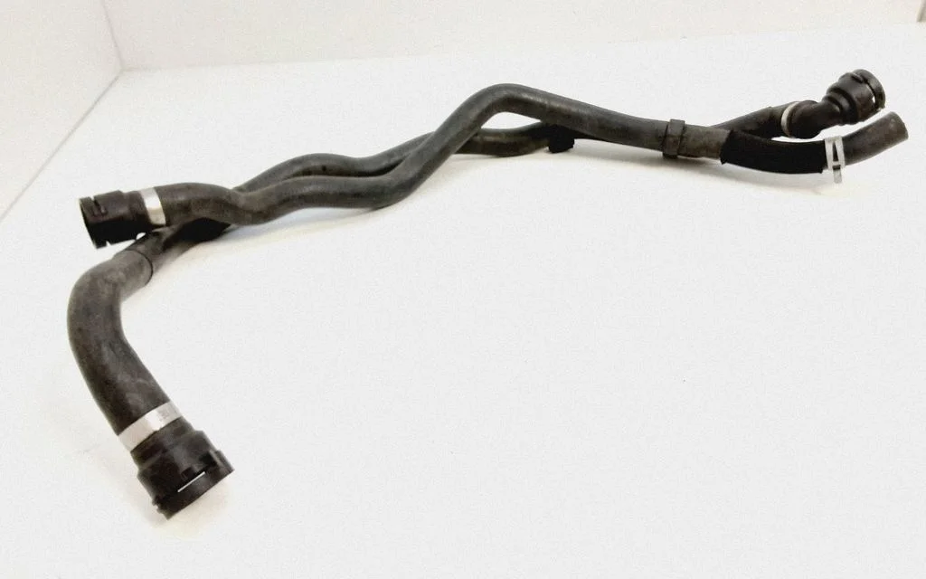 Engine coolant pipe/hose 9124076
