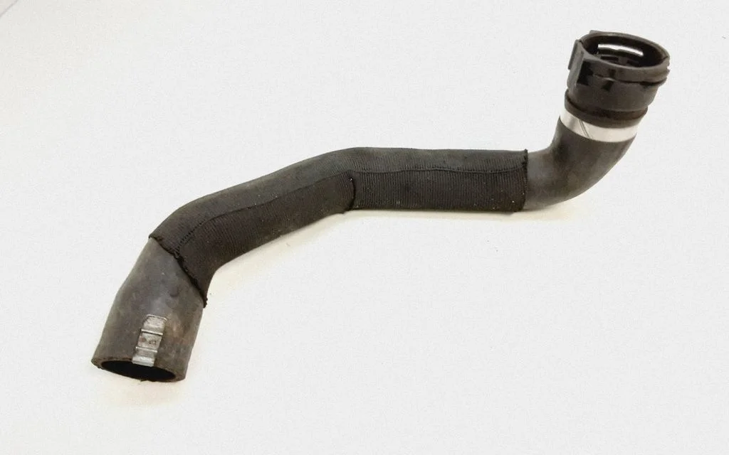 Engine coolant pipe/hose 31319445