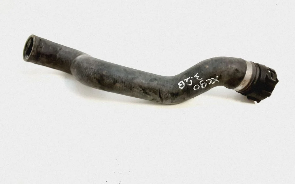 Engine coolant pipe/hose 30741048