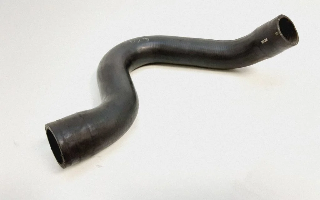 Engine coolant pipe/hose 30680912