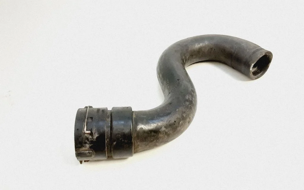 Przewody układu chłodzenia silnika 6G918260JB